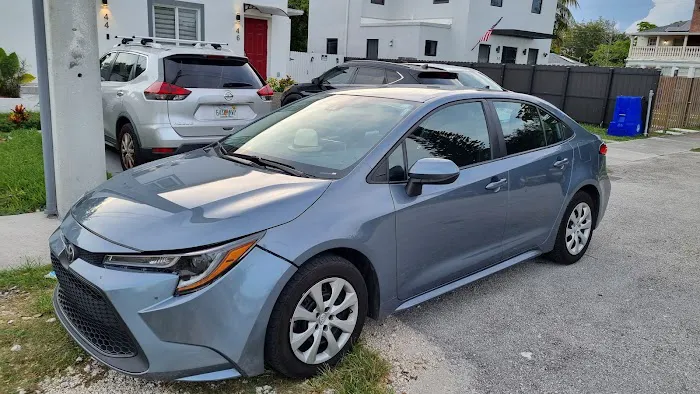 HDC Rent a Car Picture 3