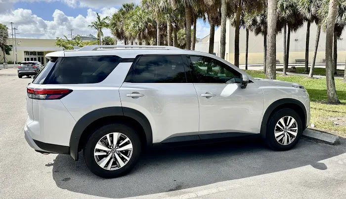 Loop Rent a Car Picture 10