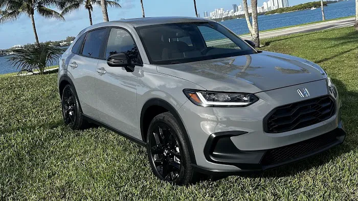 Florida Aventura Rent a Car Picture 2