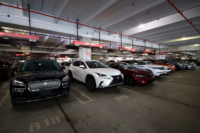 Avis Car Rental Picture 3