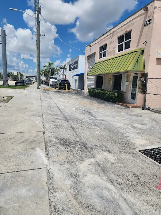 Via Rent a Car Miami Picture 8