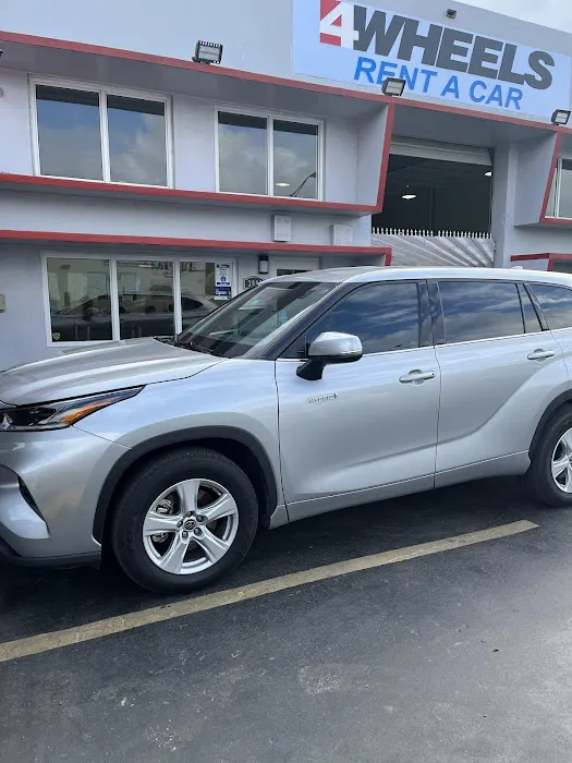 4 Wheels Rent a Car Picture 2
