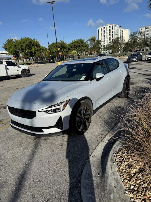 Thrifty Car Rental - Miami International Airport Picture 6