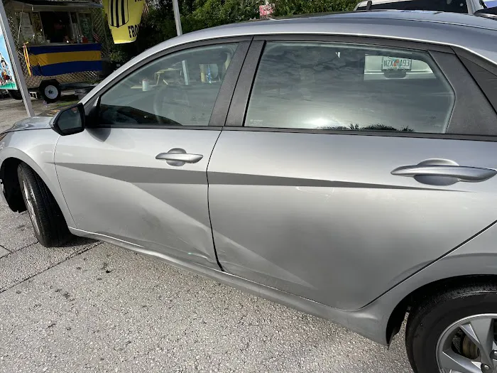 JC CAR RENTAL Picture 5