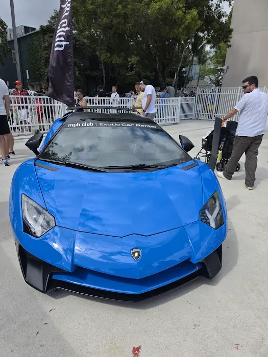 mph club | Exotic Car Rental North Miami Beach Picture 4