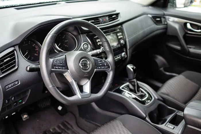 770 Rent A Car Picture 1
