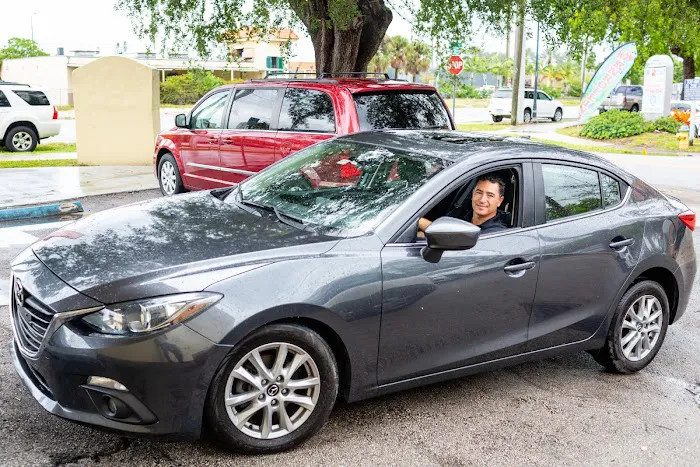 770 Rent A Car Picture 2