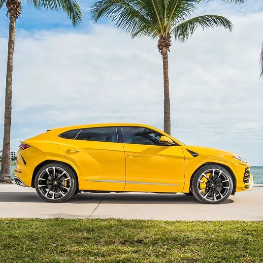 Car Cruiser - Luxury Car Rentals Picture 6
