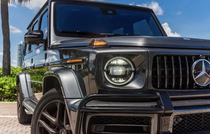 Luxury Miami Car Rentals Picture 8