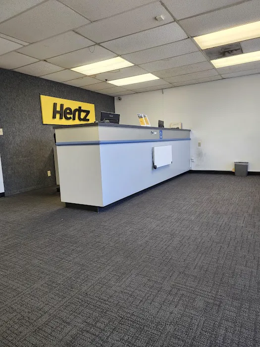 Hertz Car Rental - Miami Gardens - Nw 57th Avenue Picture 1