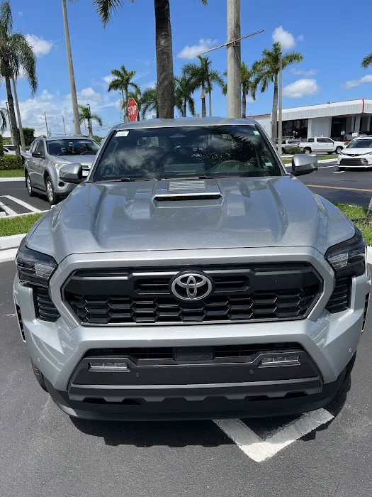 Rent a Toyota Picture 8