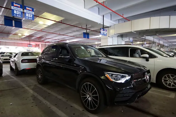 Budget Car Rental Picture 8