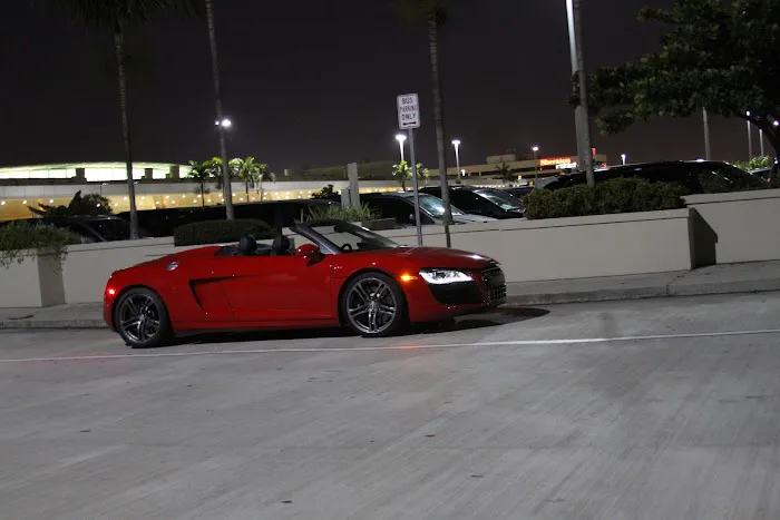 Vip Auto Rentals Picture 10
