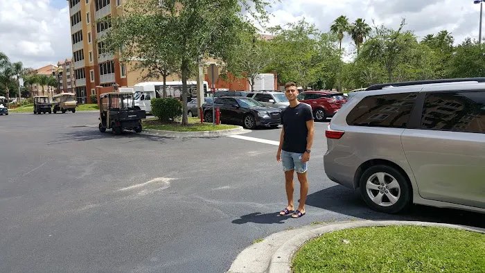 Supreme Rent A Car Picture 8