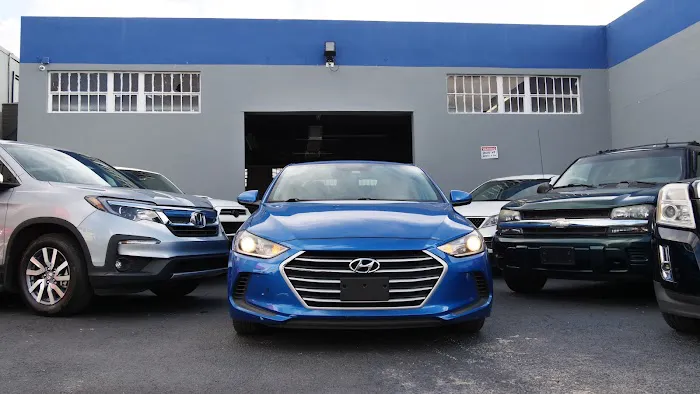 Victory Rent A Car Picture 9