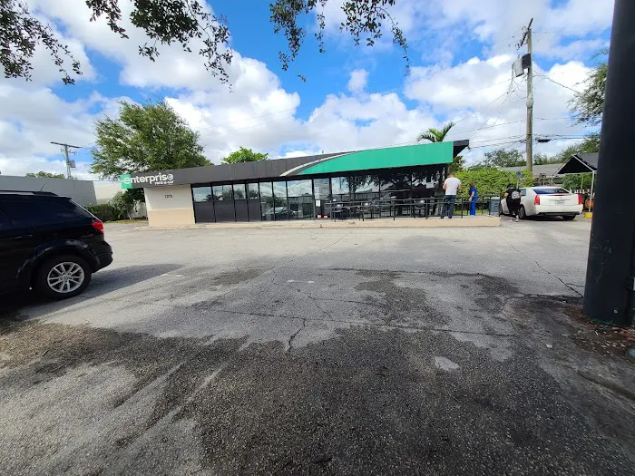 Enterprise Rent-A-Car Picture 8