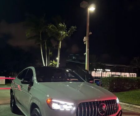 Veloce Lux Miami