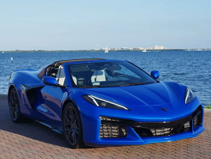 Veloce Lux Miami Picture 6