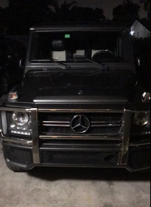 JM Lux Cars Picture 1