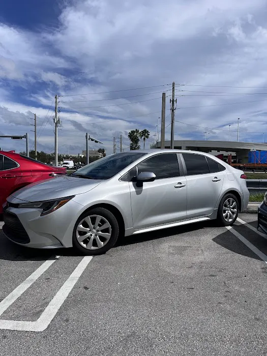 AutoDeal Rentacar Picture 1