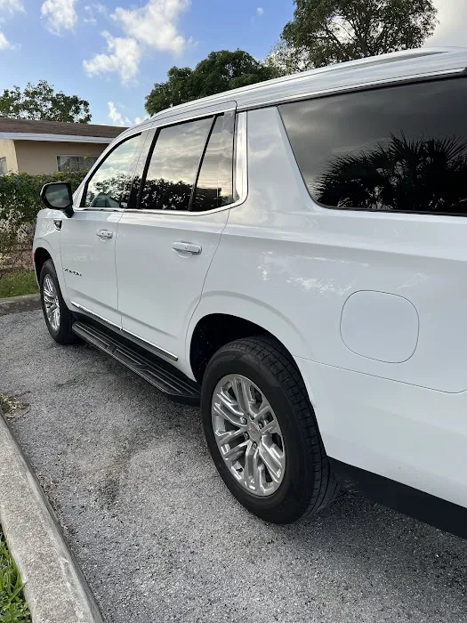 Enterprise Rent-A-Car Picture 3