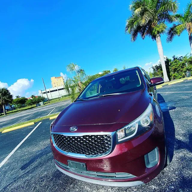 Renta de carros miami Picture 2