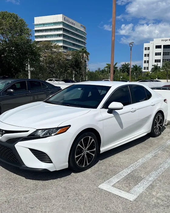 Grendal Rent a Car (Miami) Picture 1