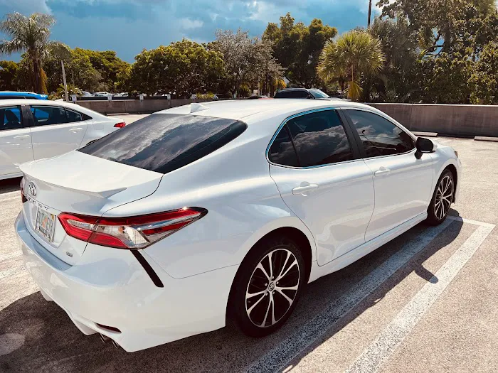 Grendal Rent a Car (Miami) Picture 10