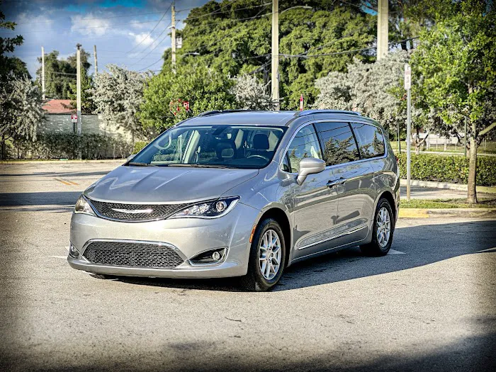 HUB Car Share Picture 2