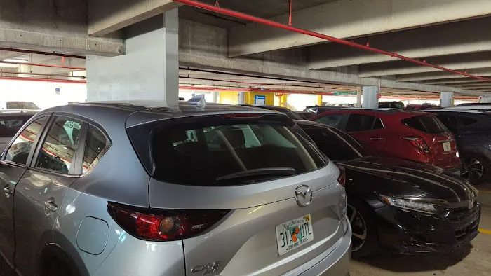 Ideal Rent a Car Picture 4