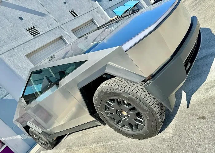Miami Motors Rental Car Picture 5