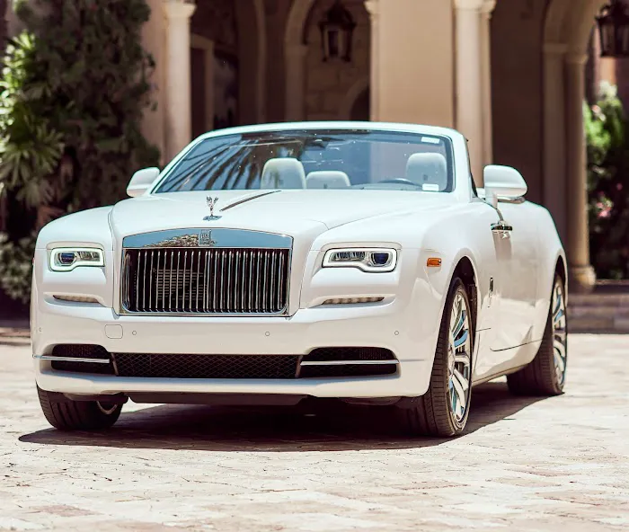 Richie Exotic Rental Picture 3