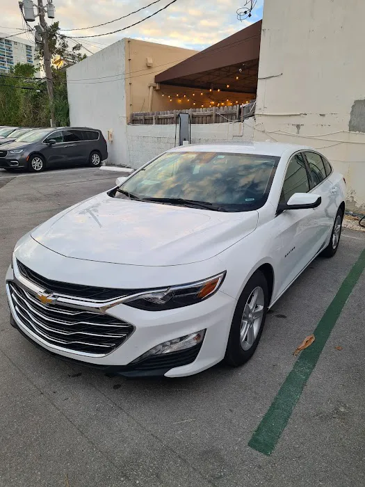 Budget Car Rental Picture 3