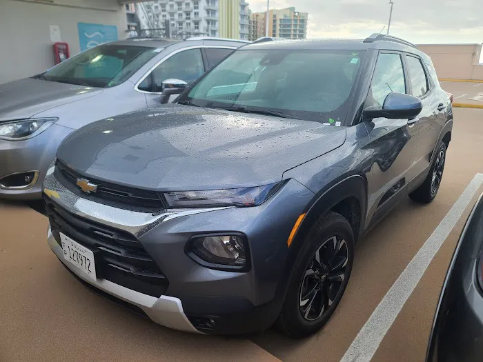 Hertz Car Rental Picture 3
