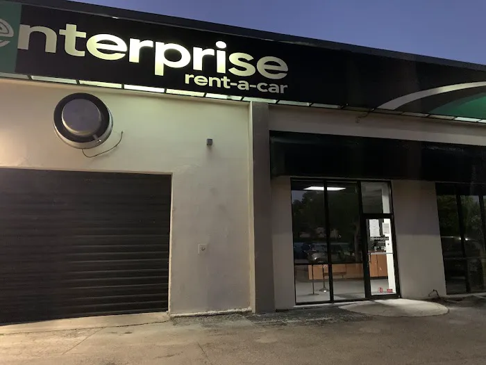 Enterprise Rent-A-Car Picture 9