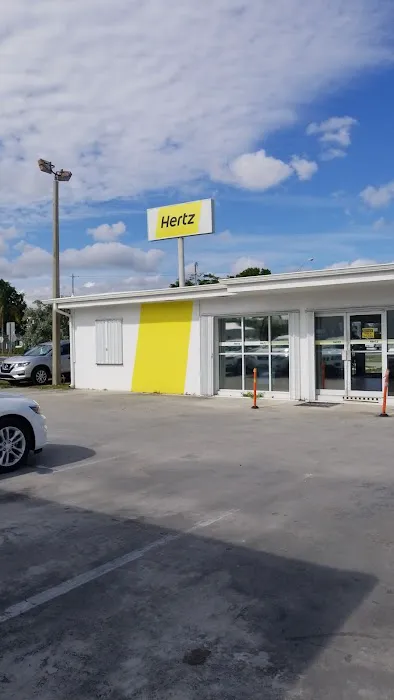 Hertz Car Rental - Miami - South Dixie Highway Picture 3