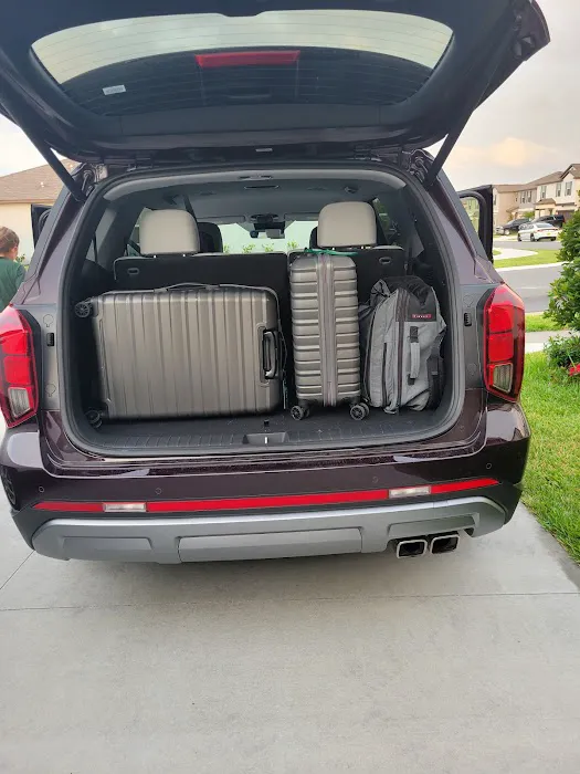 Avis Car Rental Picture 8