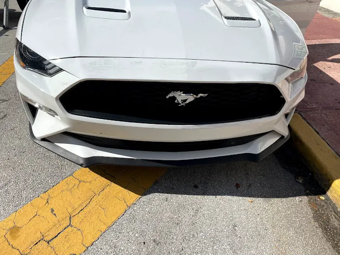 Signature Rent A Car Picture 7