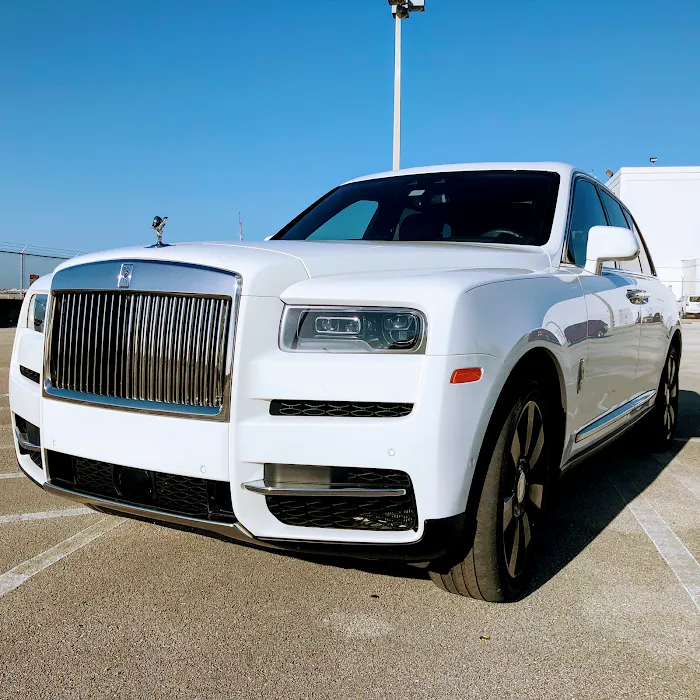 Haute Group | Exotic Car Rental Miami Beach Picture 5