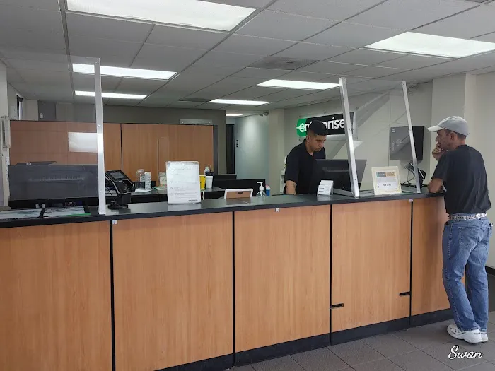 Enterprise Rent-A-Car Picture 3