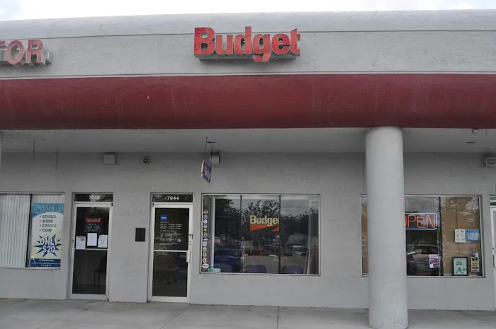 Budget Car Rental Picture 2