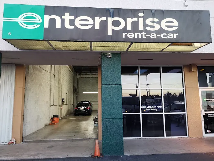 Enterprise Rent-A-Car Picture 1