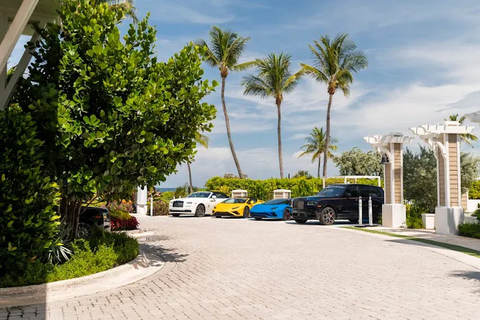 mph club | Exotic Car Rental South Beach Picture 10