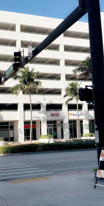 Avis Car Rental Picture 1