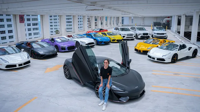 G.M.Luxe Car Rental - FLL / Hollywood Location Picture 1