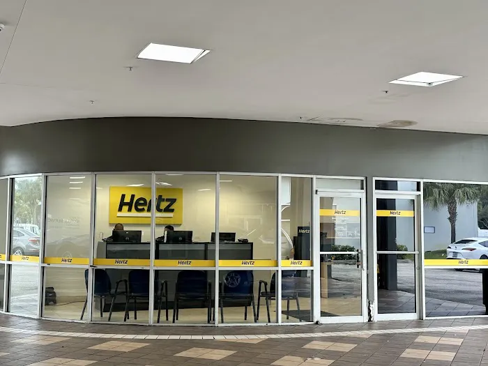 Hertz Car Rental - Pembroke Pines - Pines East Hle Picture 2