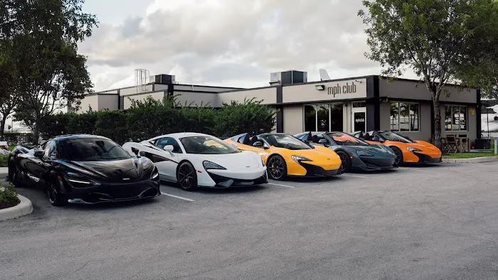 mph club | Exotic Car Rental Fort Lauderdale Picture 5
