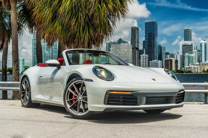 Mr Economy/Luxury Car Rental Picture 2