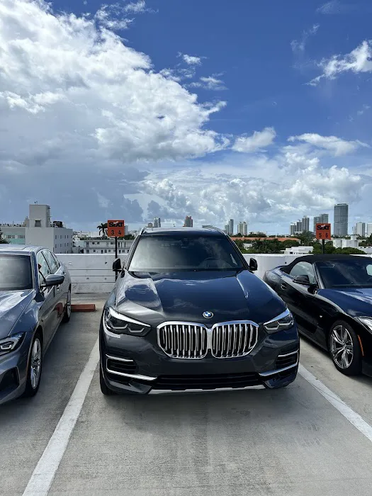 SIXT Rent a Car Miami Beach Lincoln Road Picture 3