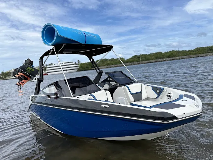 FVR Florida Rental Vehicle Picture 2